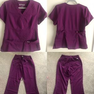 Grey’s Anatomy Top and Bottom Scrub Set